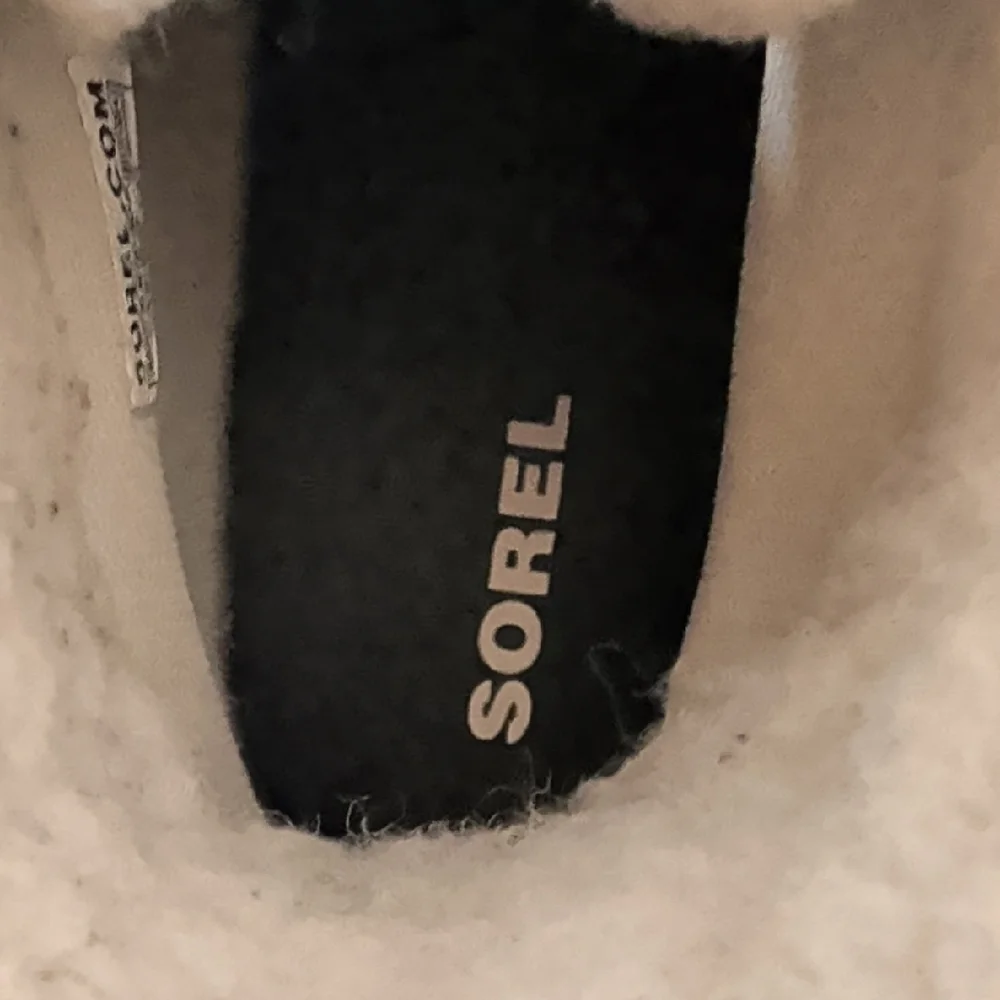 Sorel Youth Unisex Out N About Plus Boots Size 6 Used Excellent